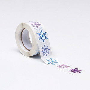 наклейки новогодние в рулоне снежинки 500шт 2,5*2,5см наклейки новогодние в рулоне снежинки 500шт 2,5*2,5см
