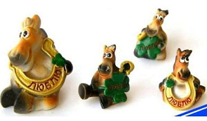 сув. влюбленная лошадка 3*4см полистоун, ассорти zh5344 /j.otten